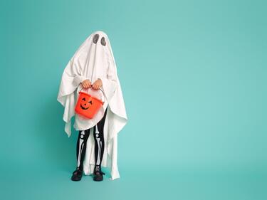 Halloween ghost costume